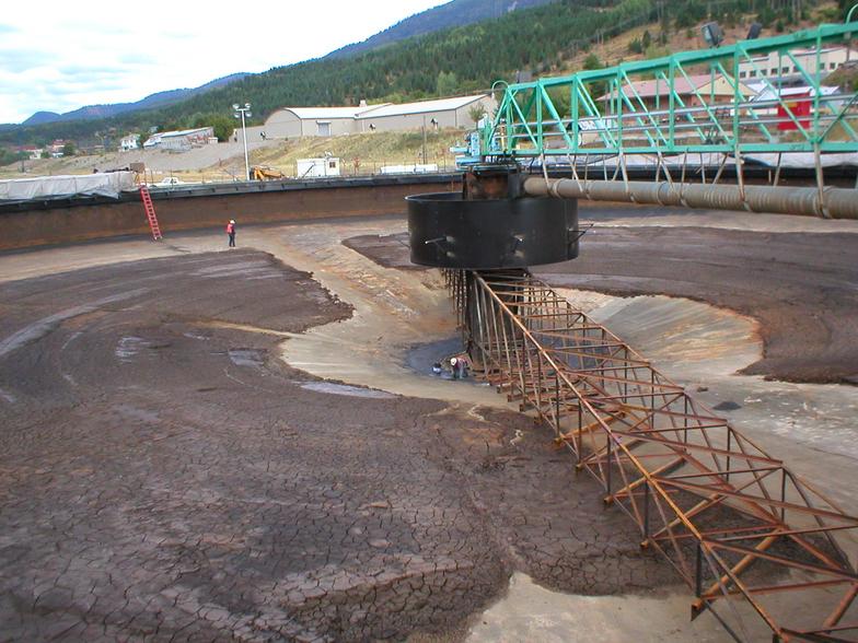 Huge clarifier for metals removal after mine water treatment