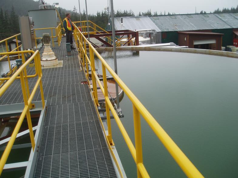 Clarifier evaluated by Apex Engineering for metals removal